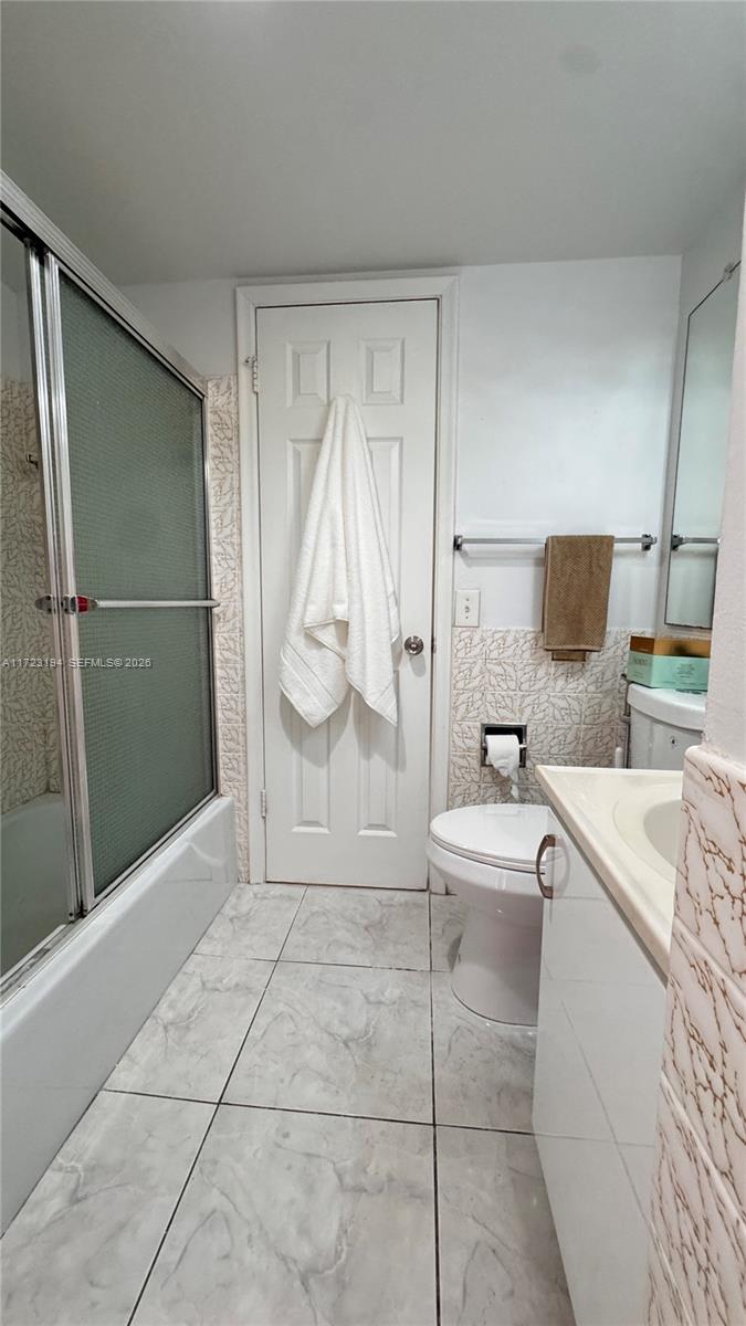 IMPERIAL TOWERS CONDO - Residential