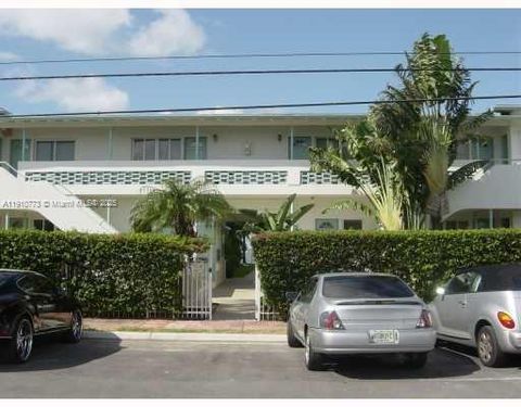 1990 Bay Dr 7 Miami Beach FL 33141