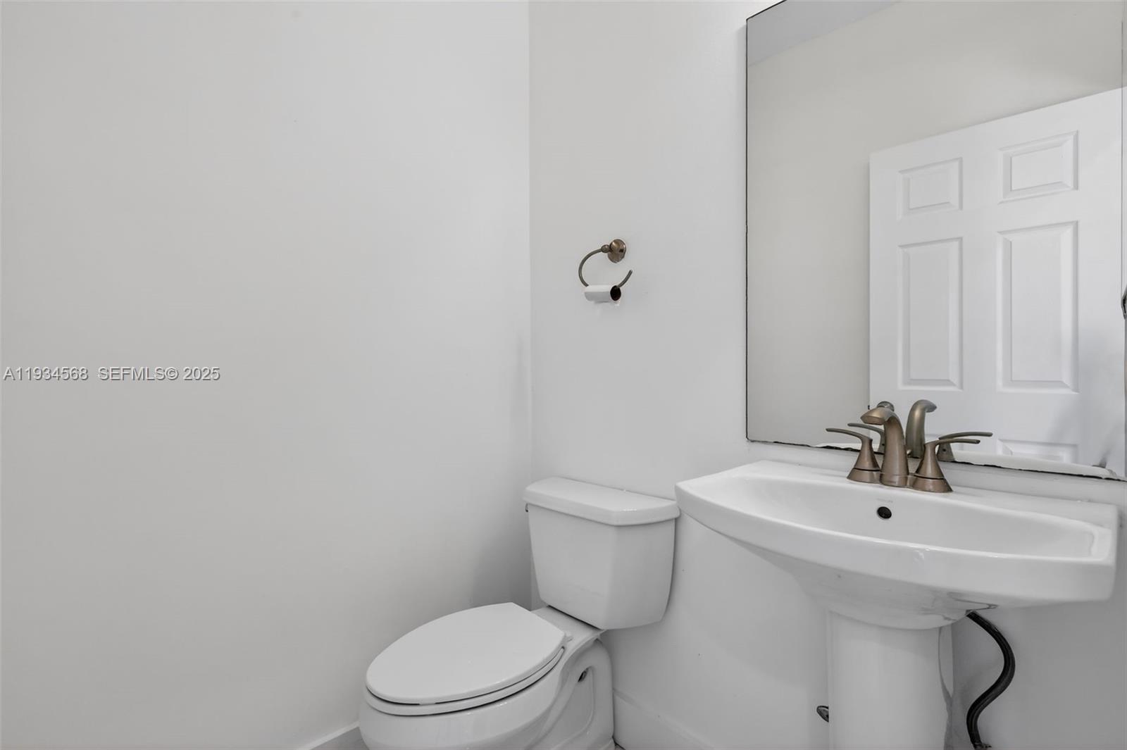 MARINA COVE AT HARBOR VIL - Residential