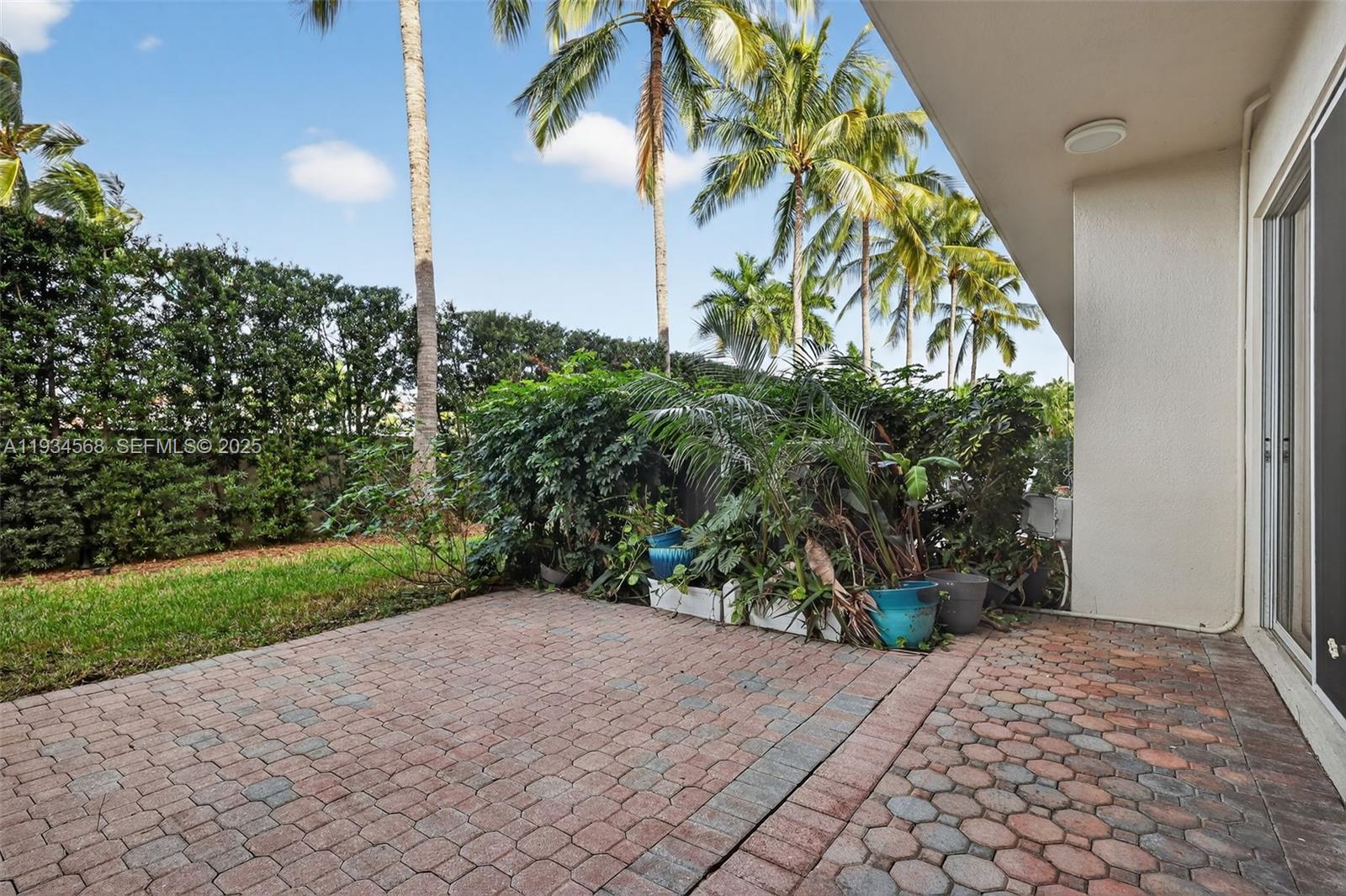 MARINA COVE AT HARBOR VIL - Residential