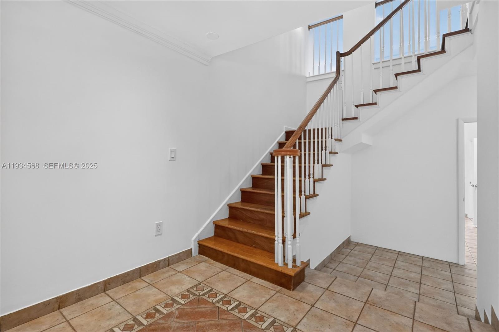 MARINA COVE AT HARBOR VIL - Residential