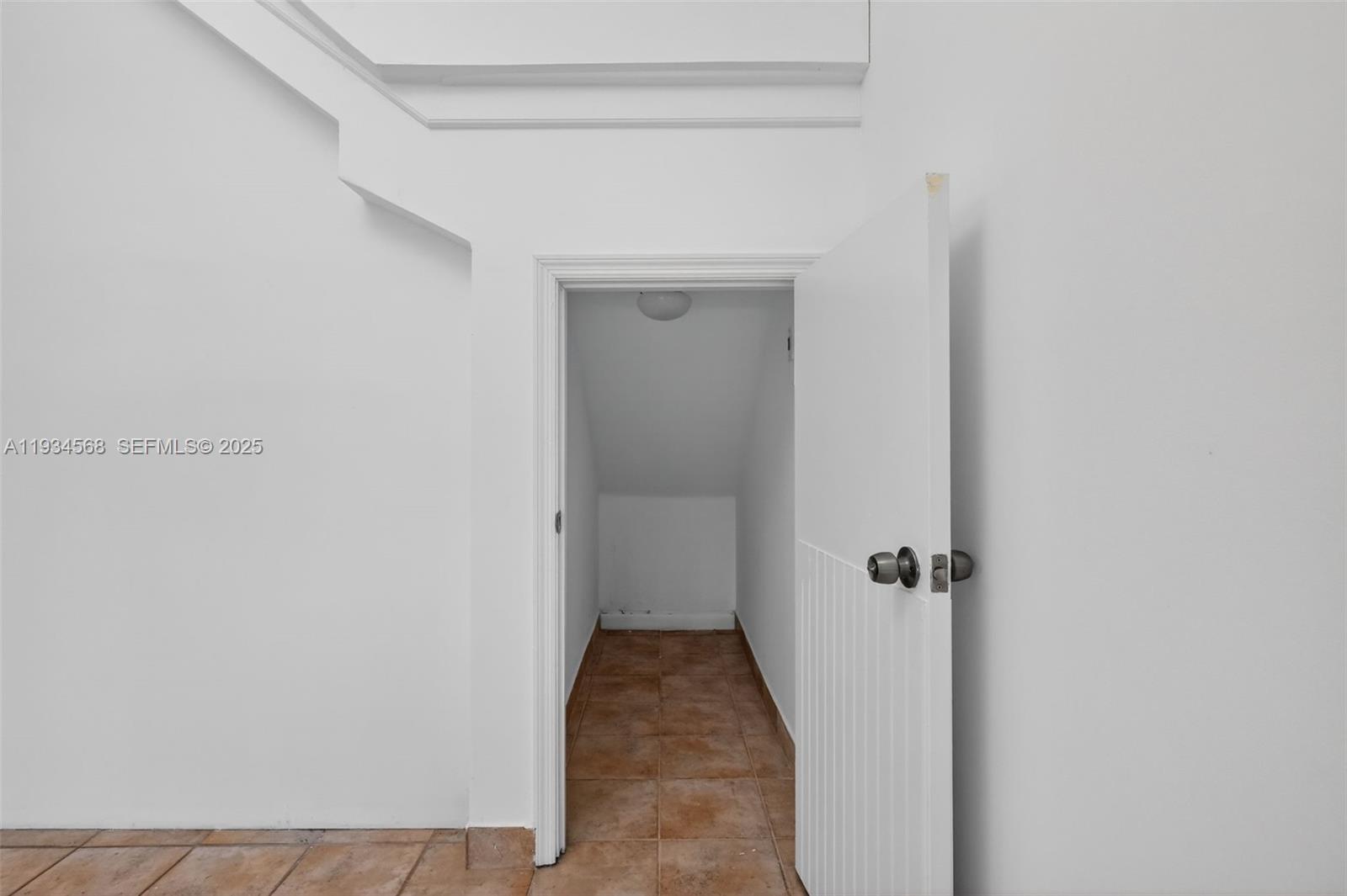 MARINA COVE AT HARBOR VIL - Residential