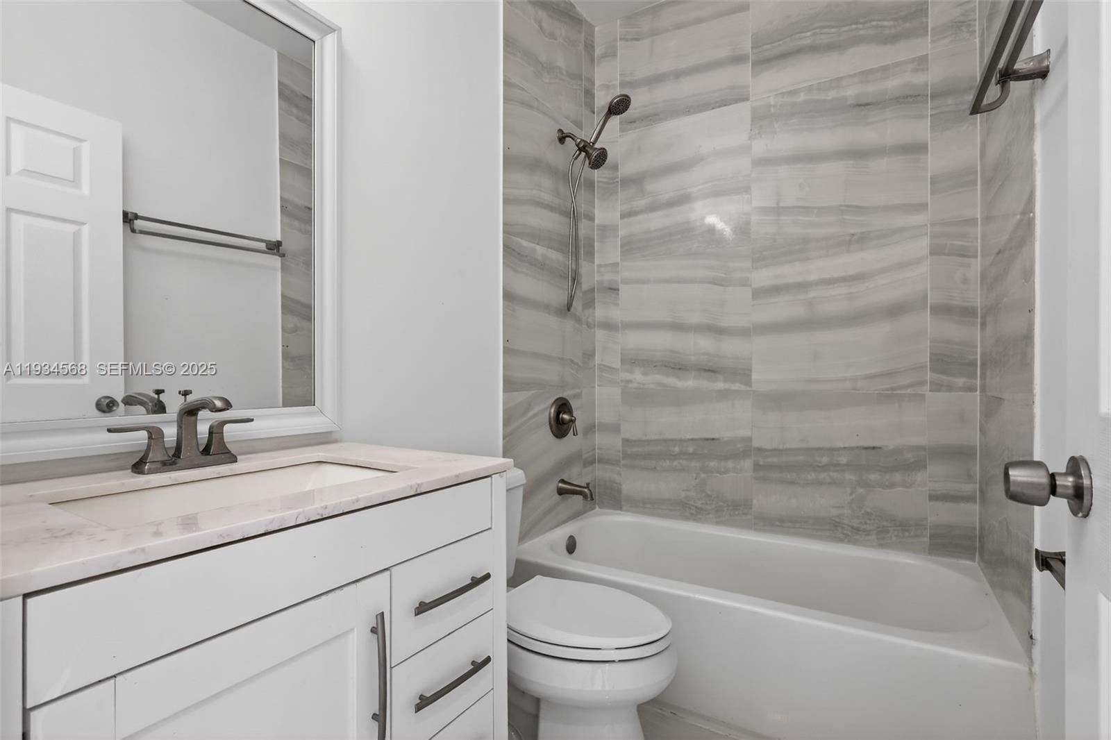 MARINA COVE AT HARBOR VIL - Residential