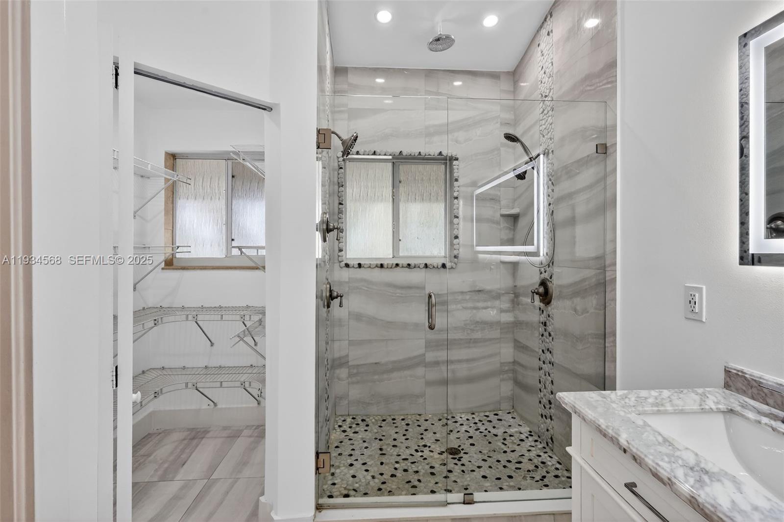 MARINA COVE AT HARBOR VIL - Residential