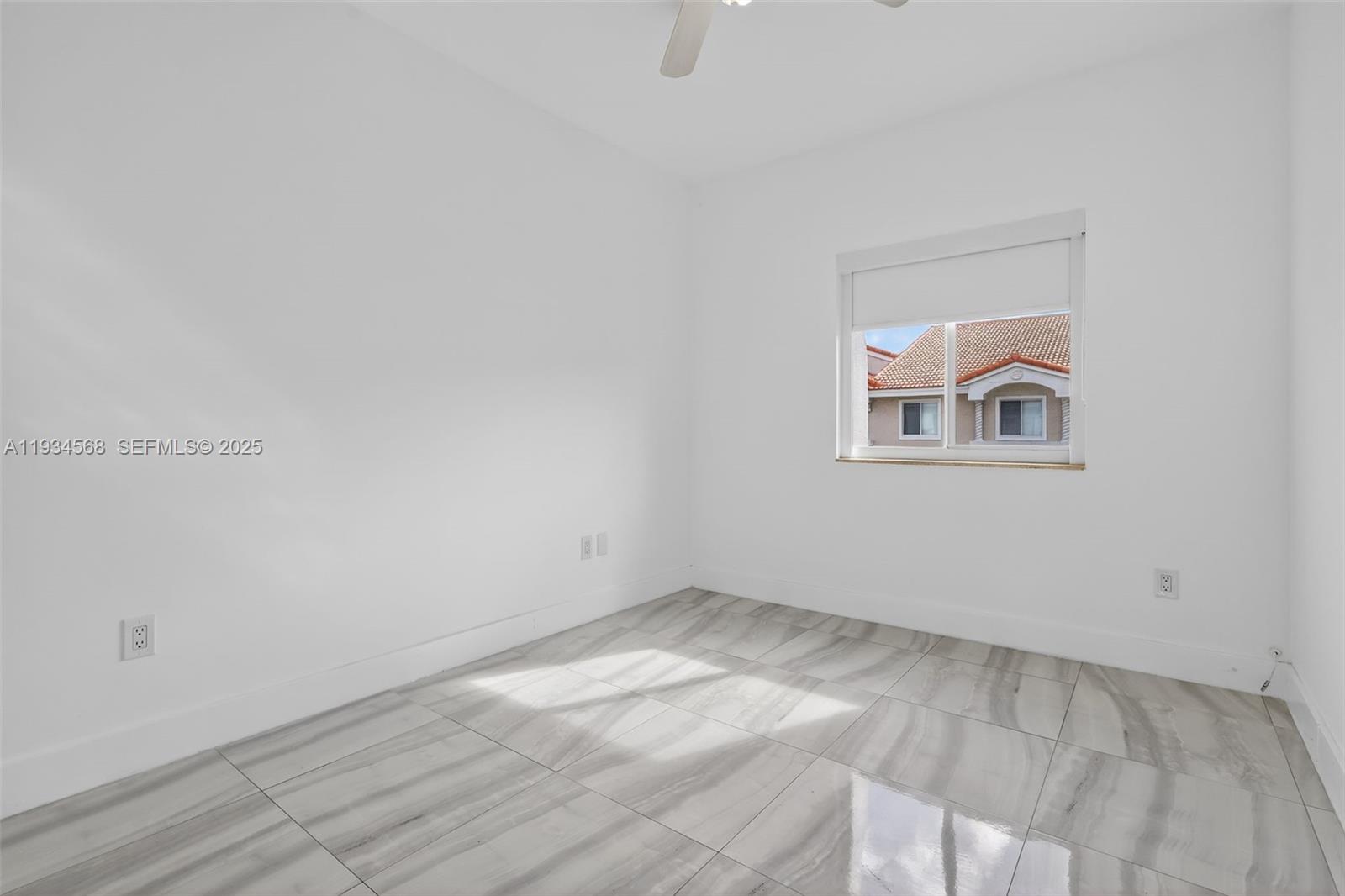 MARINA COVE AT HARBOR VIL - Residential