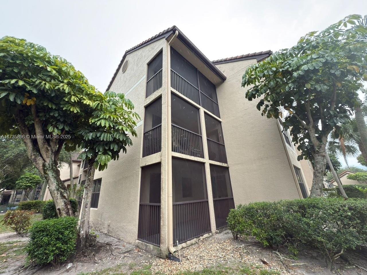 PALM AIRE GARDENS CONDO - Residential