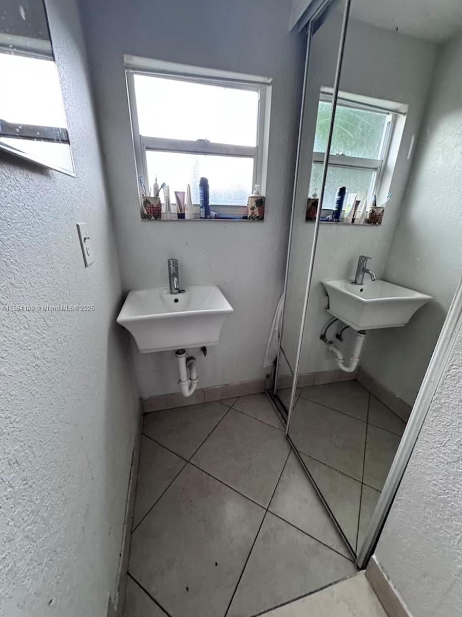 MIAMI GATEWAY REV - Residential