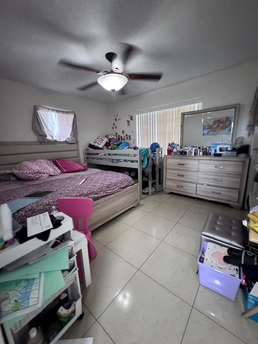 MIAMI GATEWAY REV - Residential