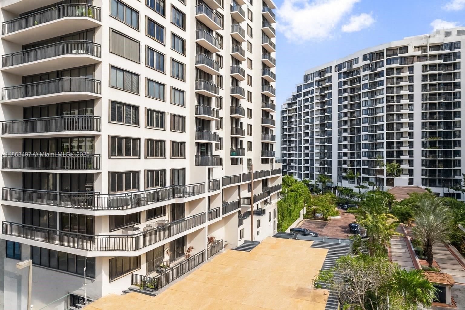 BRICKELL KEY II CONDO - Residential