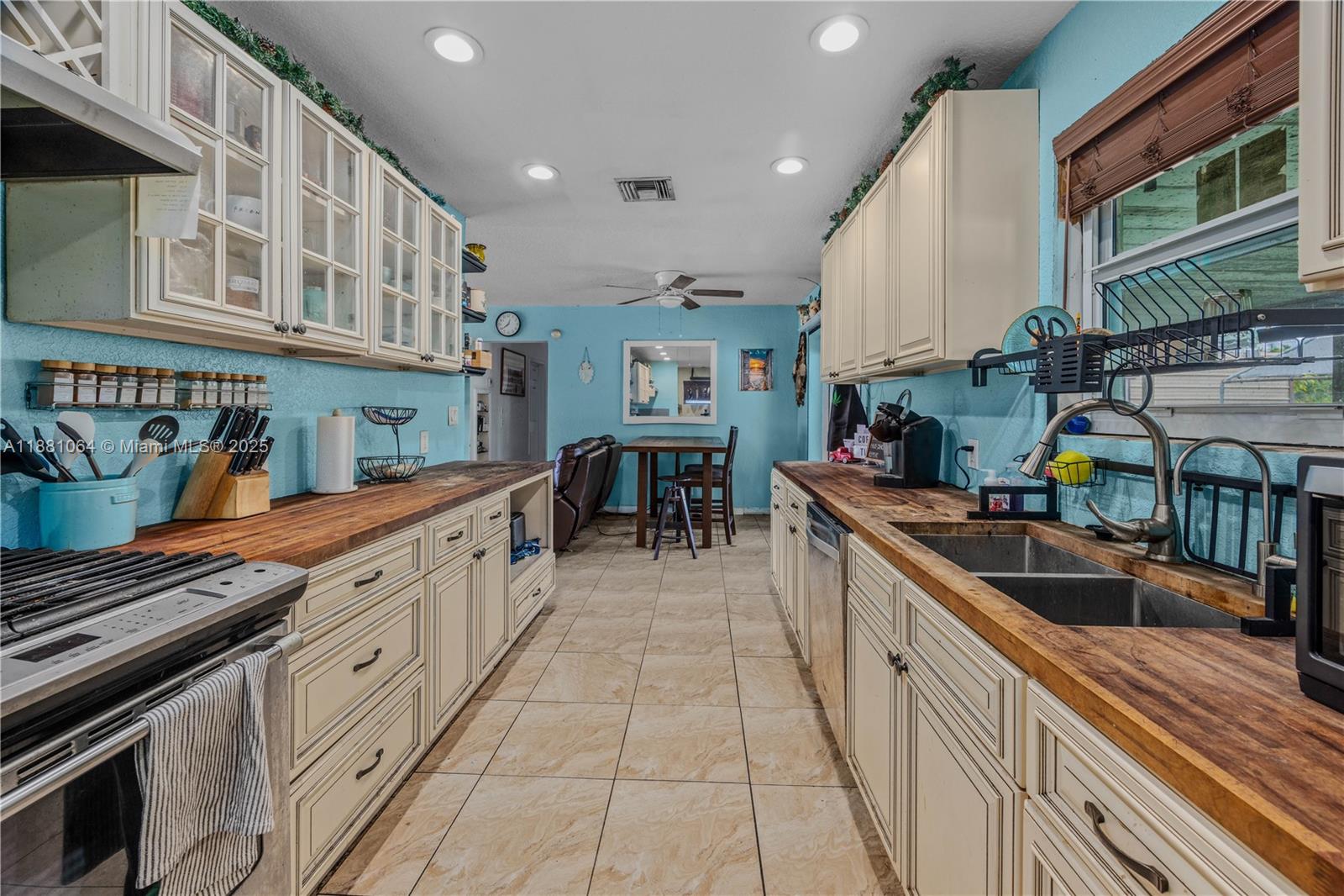 BROADVIEW PARK SEC 4 - Residential