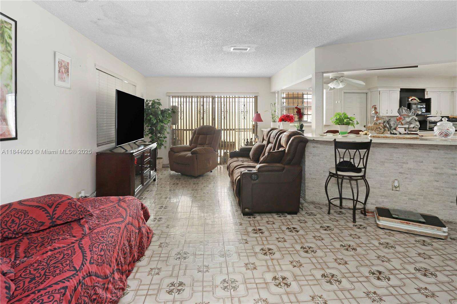 HIALEAH 12TH ADDN REV & A - Residential