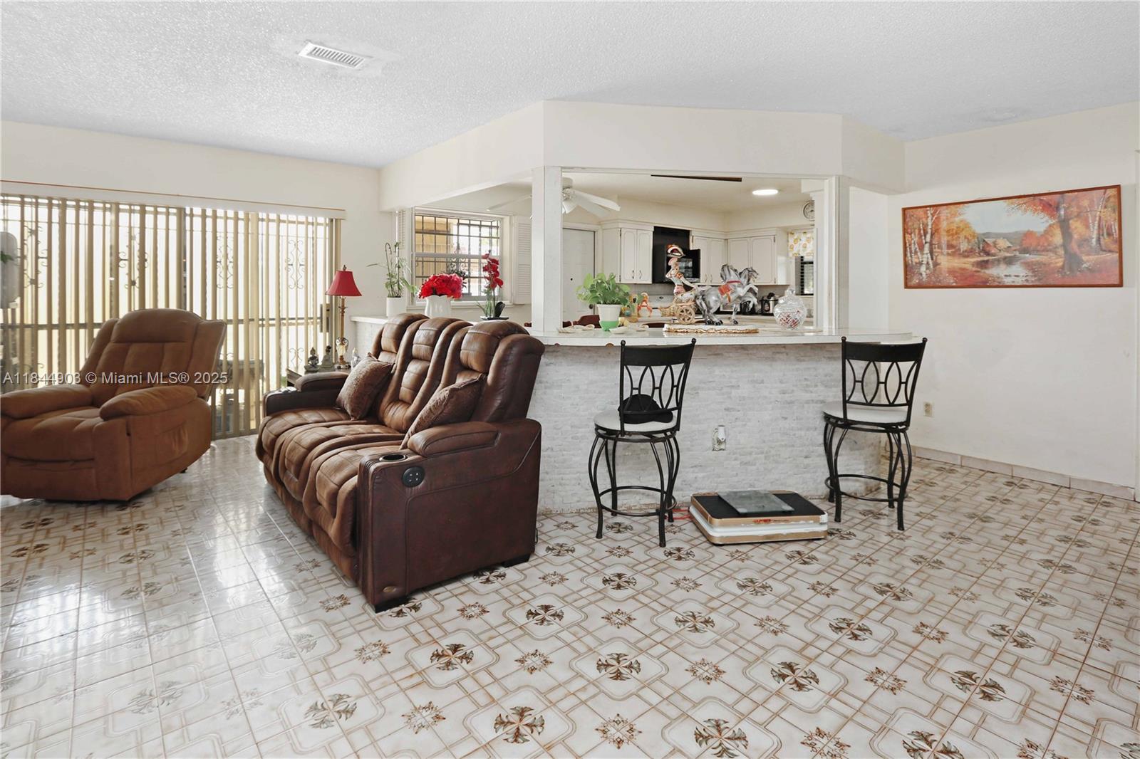 HIALEAH 12TH ADDN REV & A - Residential