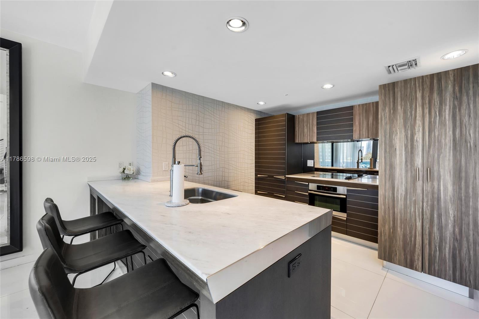 EPIC WEST CONDO - Residential