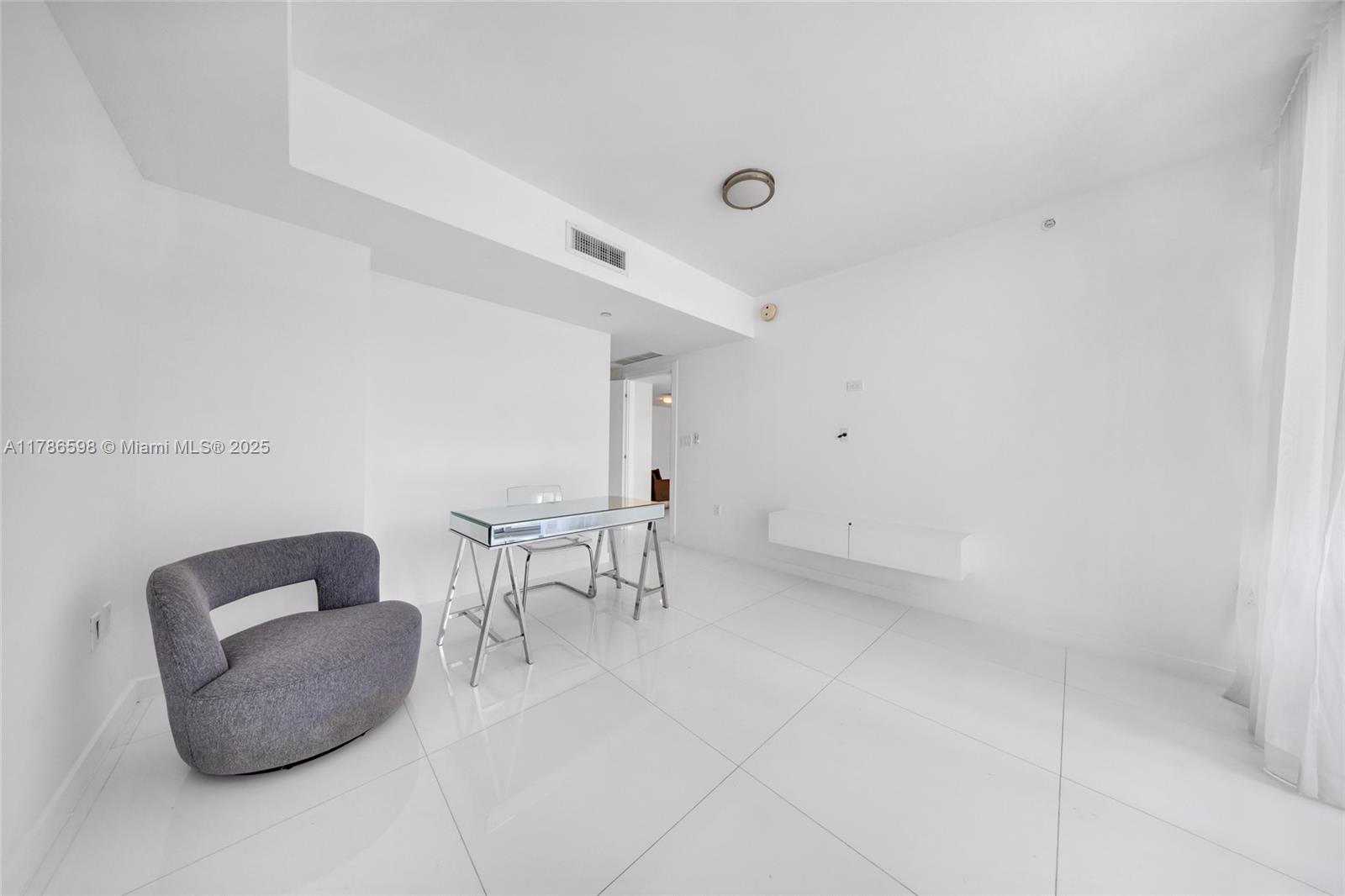 EPIC WEST CONDO - Residential