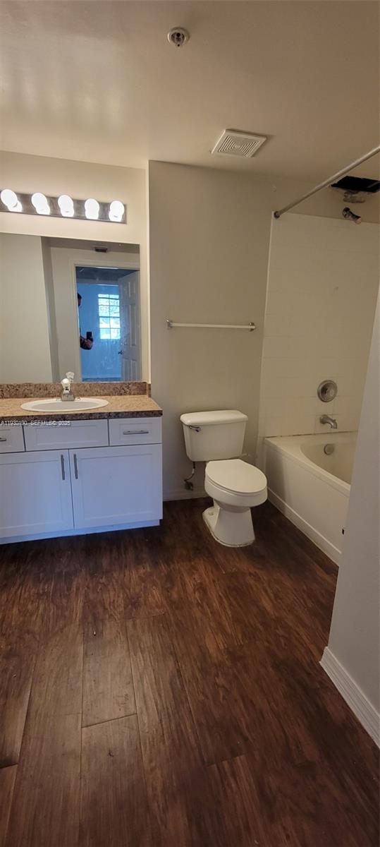 MARQUESA CONDO SUB ACCOUN - Residential Lease