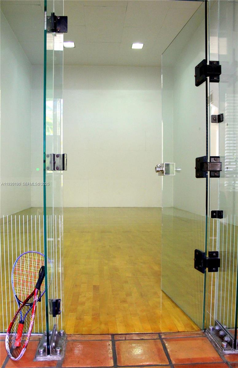 MARQUESA CONDO SUB ACCOUN - Residential Lease