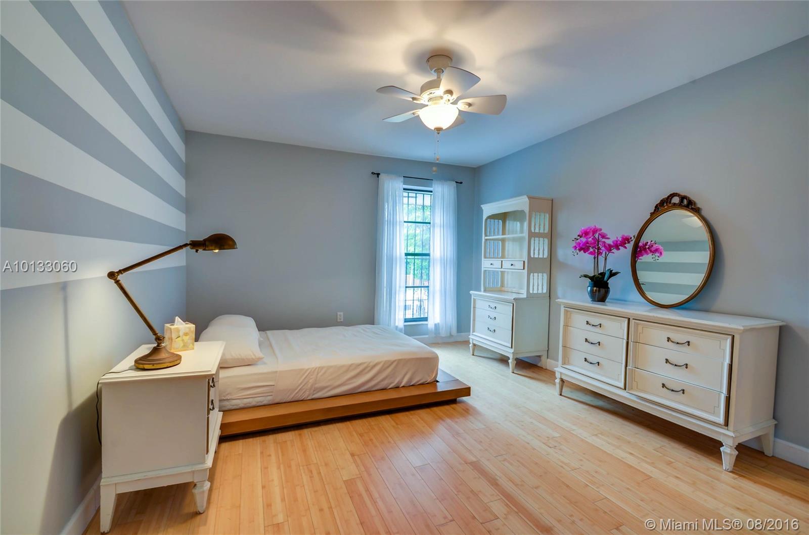 Marina Lakes Twnhs - Residential Lease