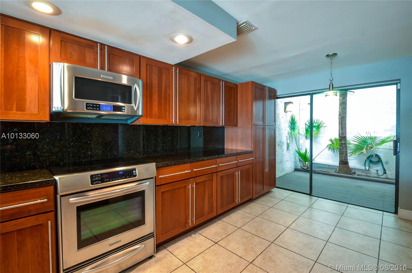 Marina Lakes Twnhs - Residential Lease