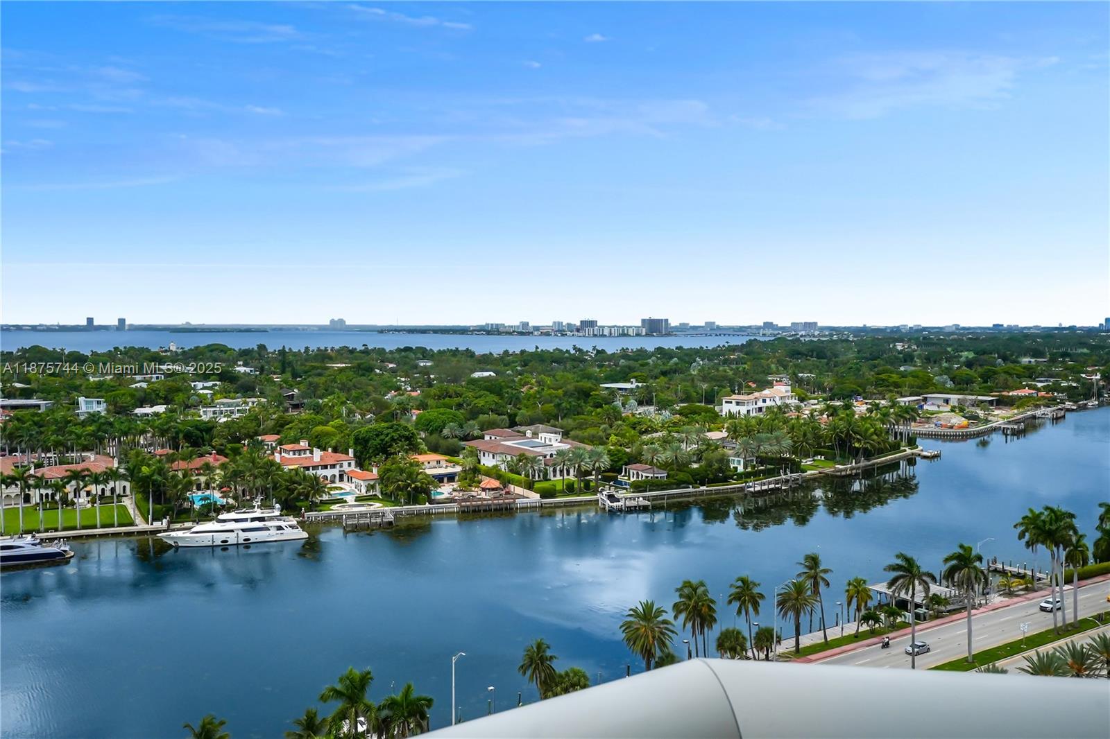 BLUE DIAMOND CONDO - Residential