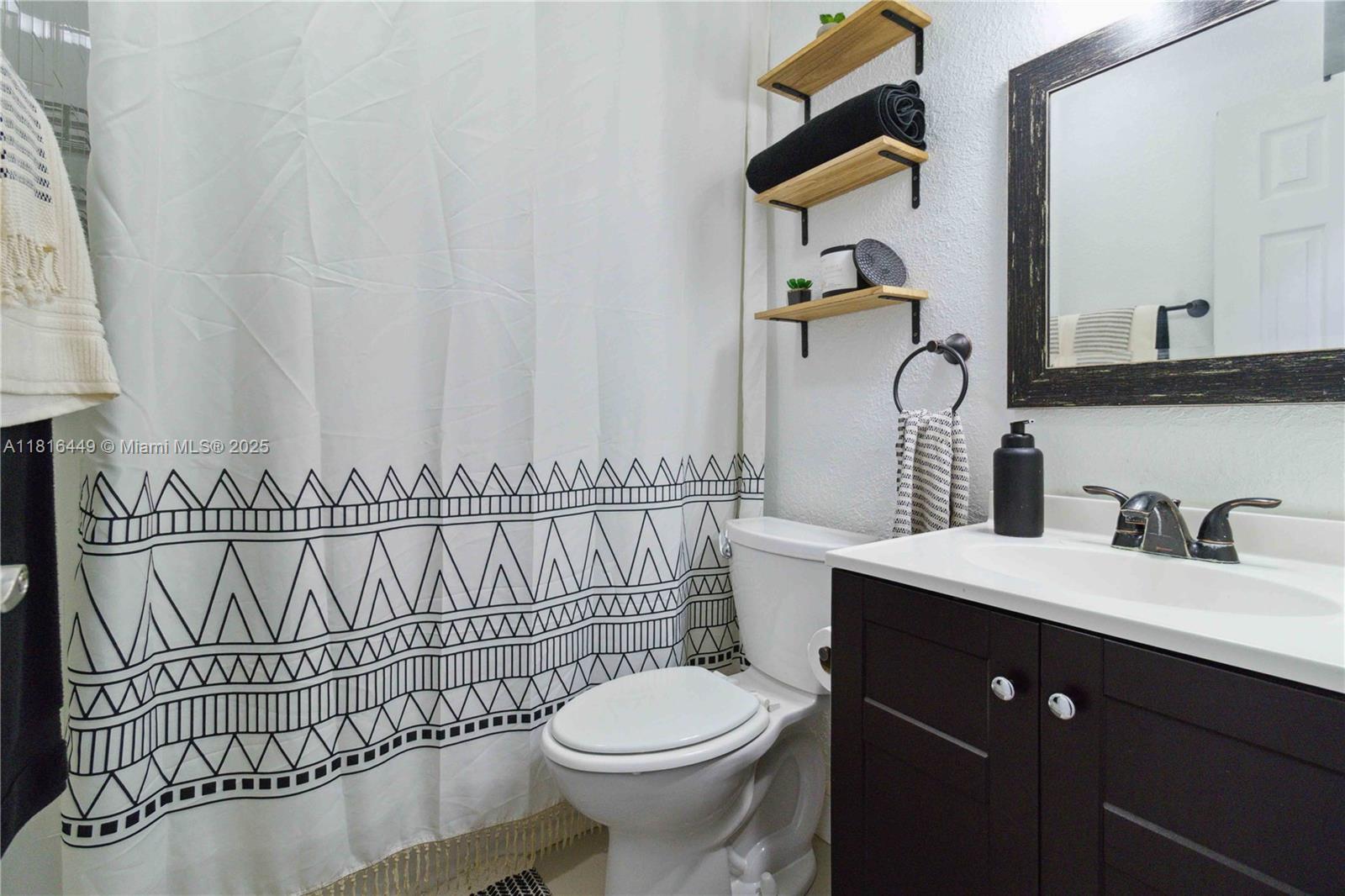 PALMLAND HOMES SOUTH NO T - Residential