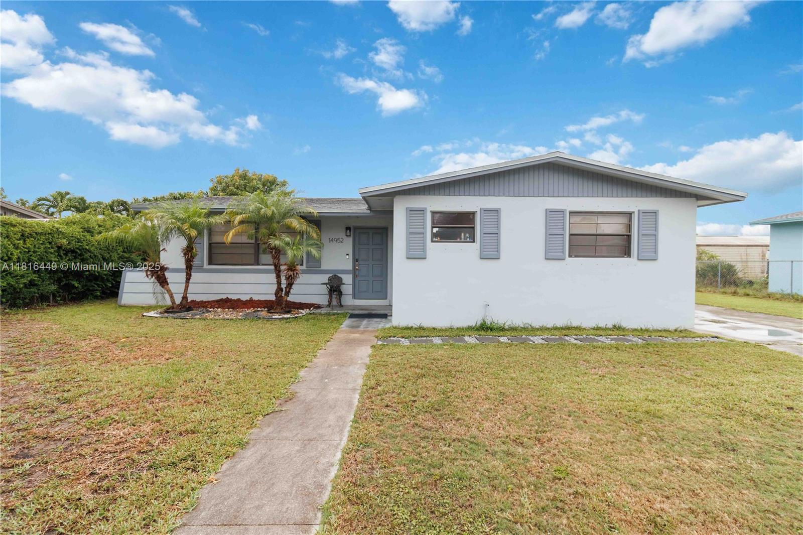 14952 Sw 297th Ter, Homestead, Miami-Dade County, Florida - 4 Bedrooms  
2 Bathrooms - 