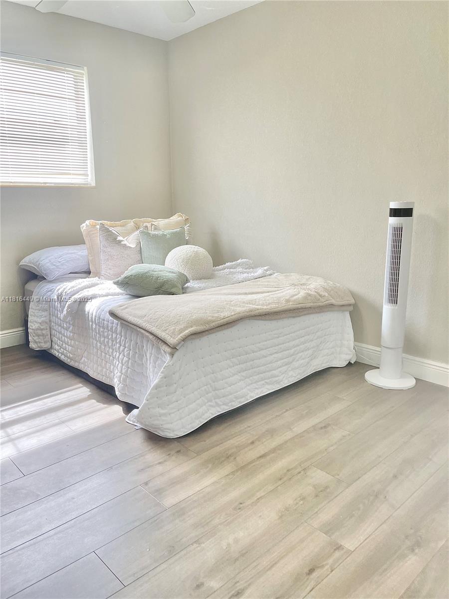 PALMLAND HOMES SOUTH NO T - Residential