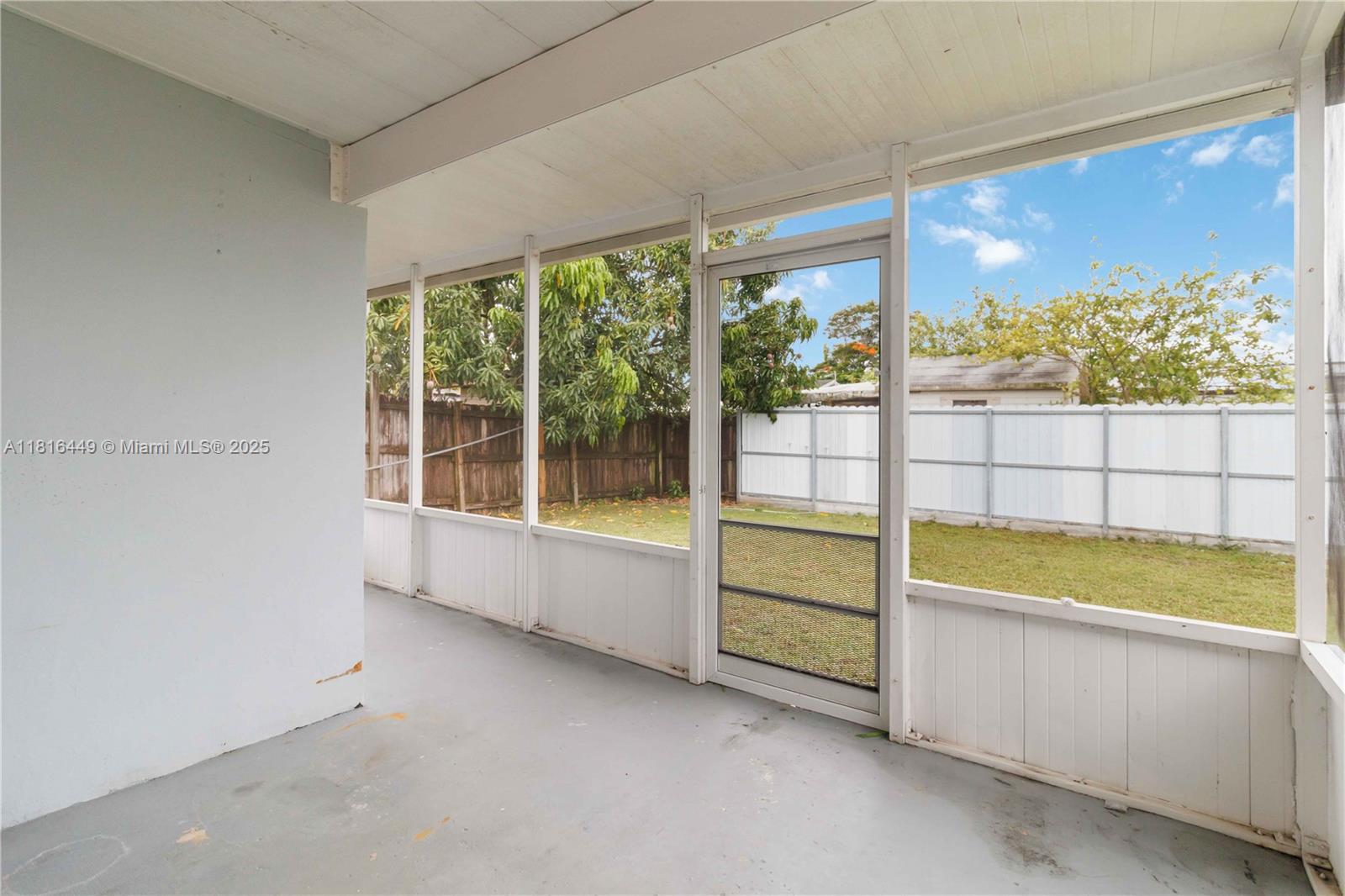 PALMLAND HOMES SOUTH NO T - Residential