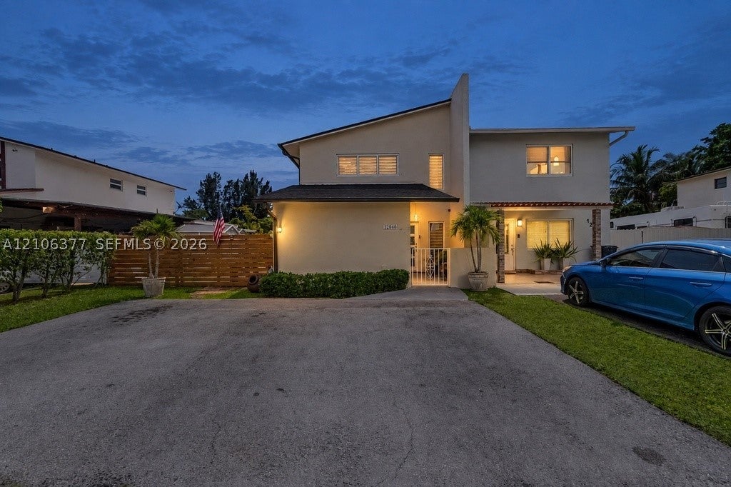 12040 SW 10th Ter