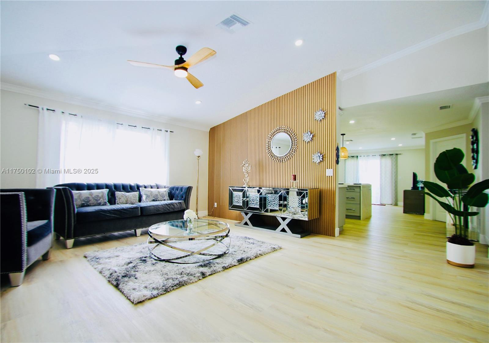 DELRAY TOWN OF - Residential Lease