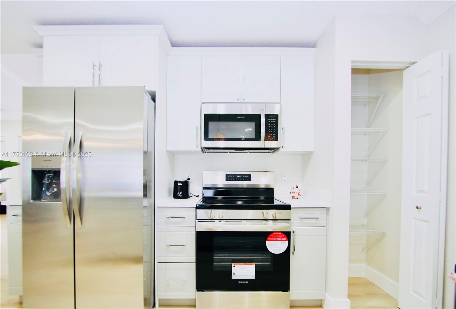 DELRAY TOWN OF - Residential Lease
