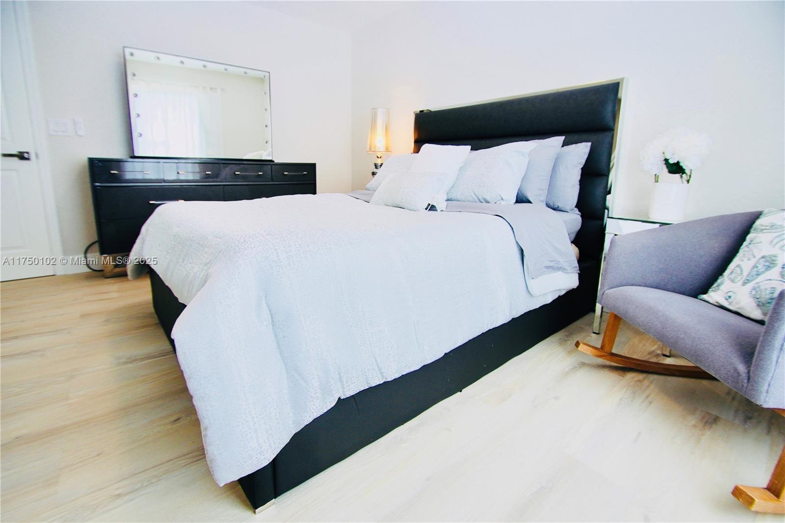 DELRAY TOWN OF - Residential Lease