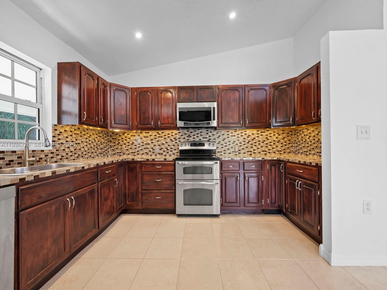 GRIFFIN 345 PLAT - Residential