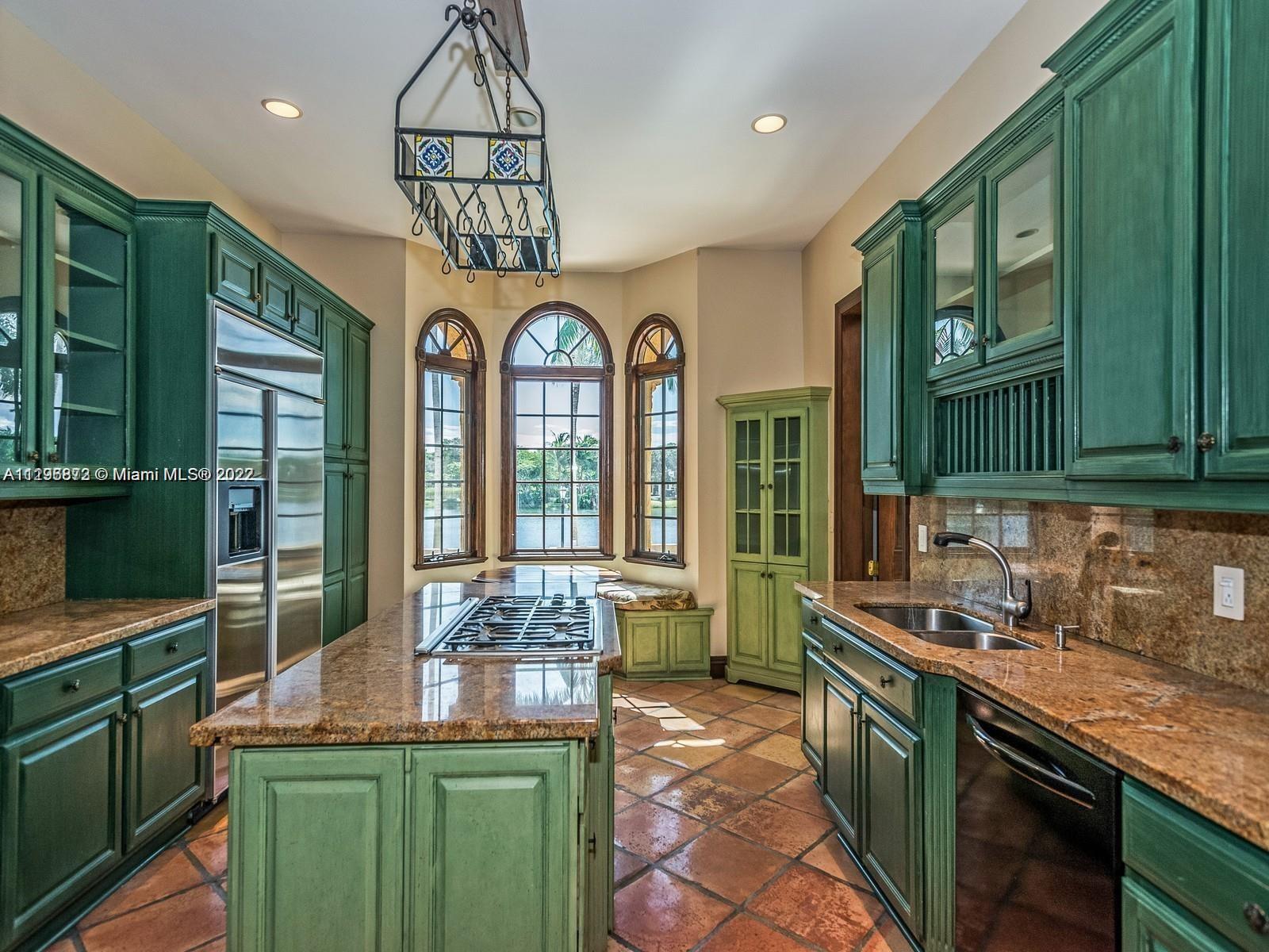 HAMMOCK LAKE PARK - Residential