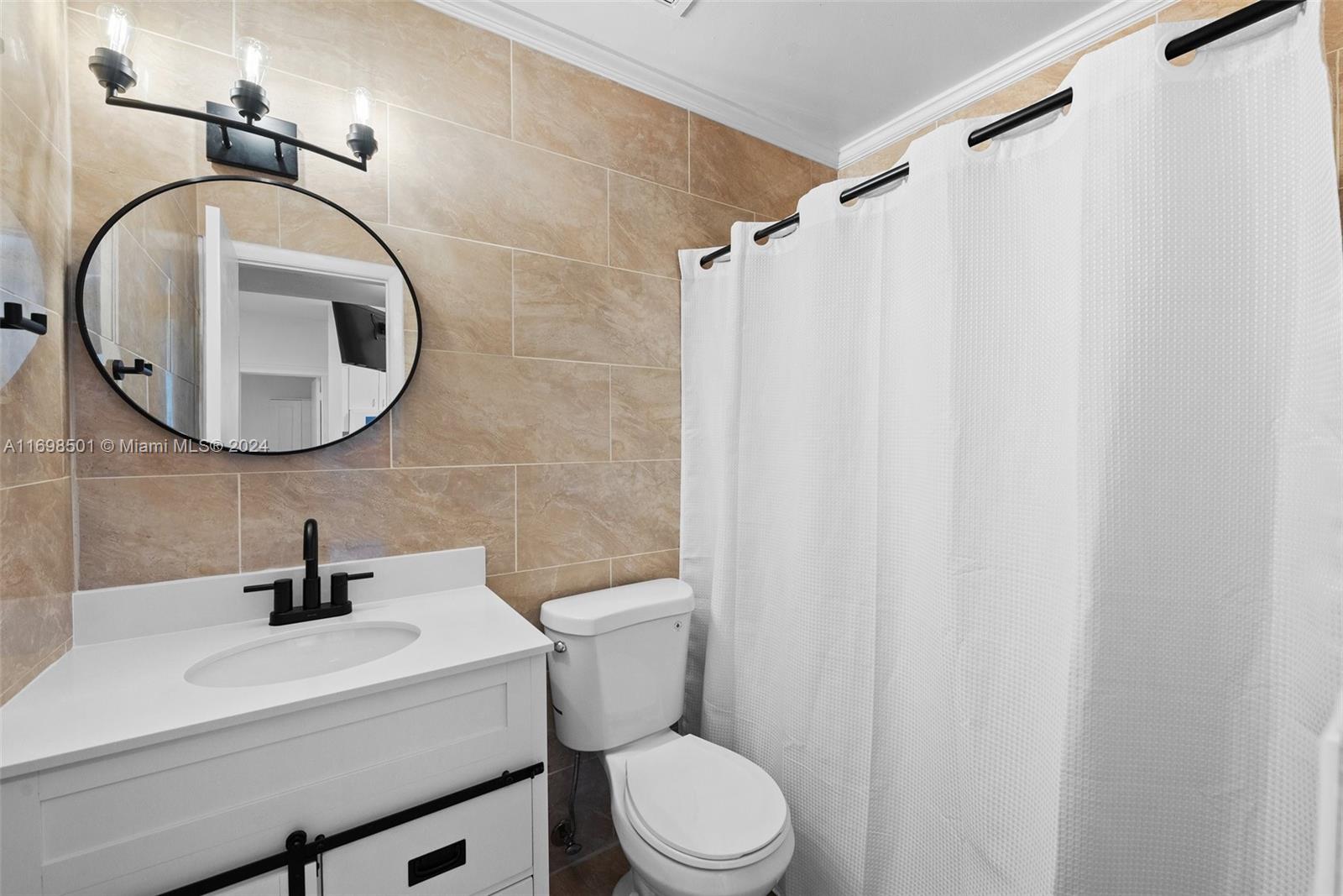 WINDSOR PLAZA CONDO - Residential Lease