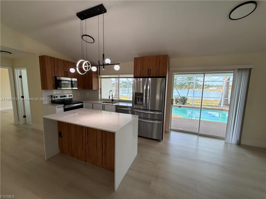 LAKEWOOD TERRACE - Residential