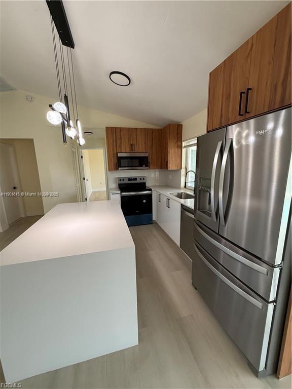 LAKEWOOD TERRACE - Residential