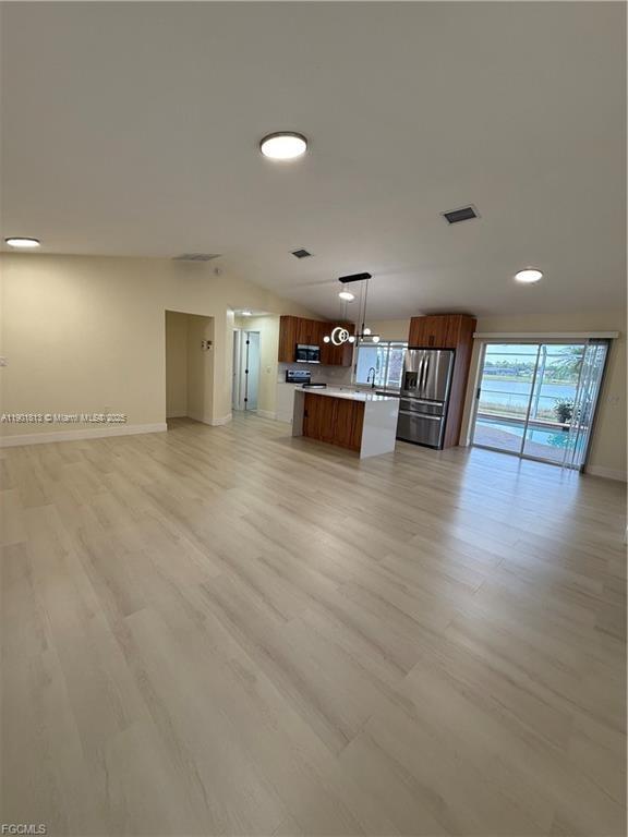 LAKEWOOD TERRACE - Residential