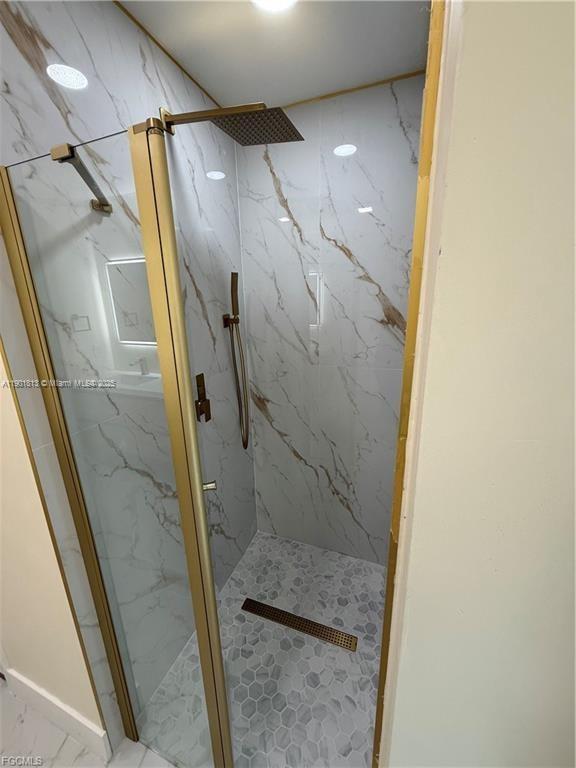 LAKEWOOD TERRACE - Residential