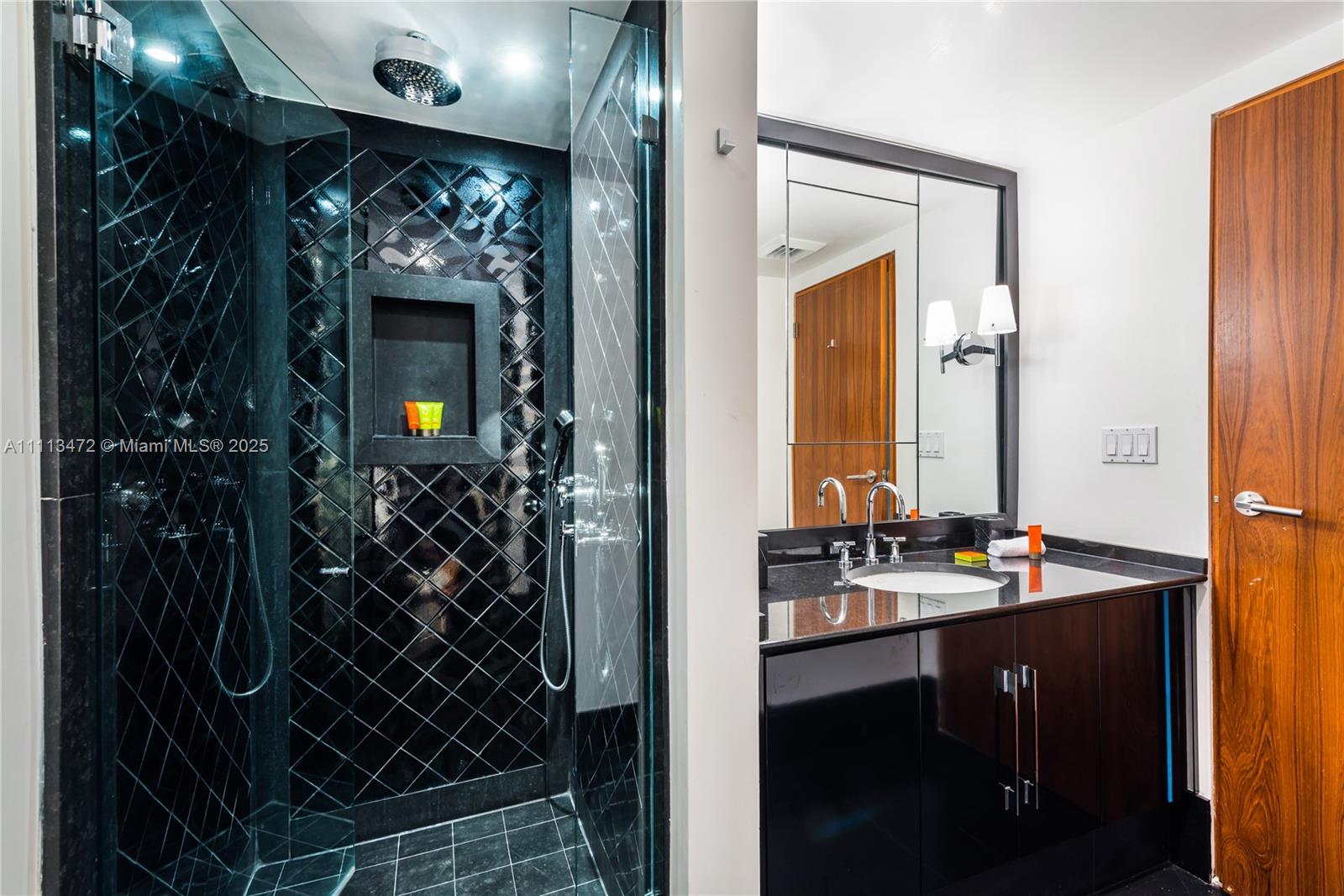 SETAI RESORT & RESIDENCES - Residential Lease