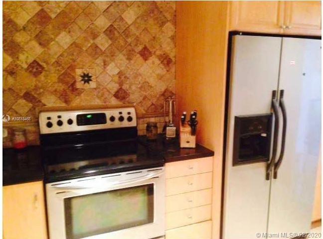 BRICKELL TOWNHOUSE CONDO - Residential Lease