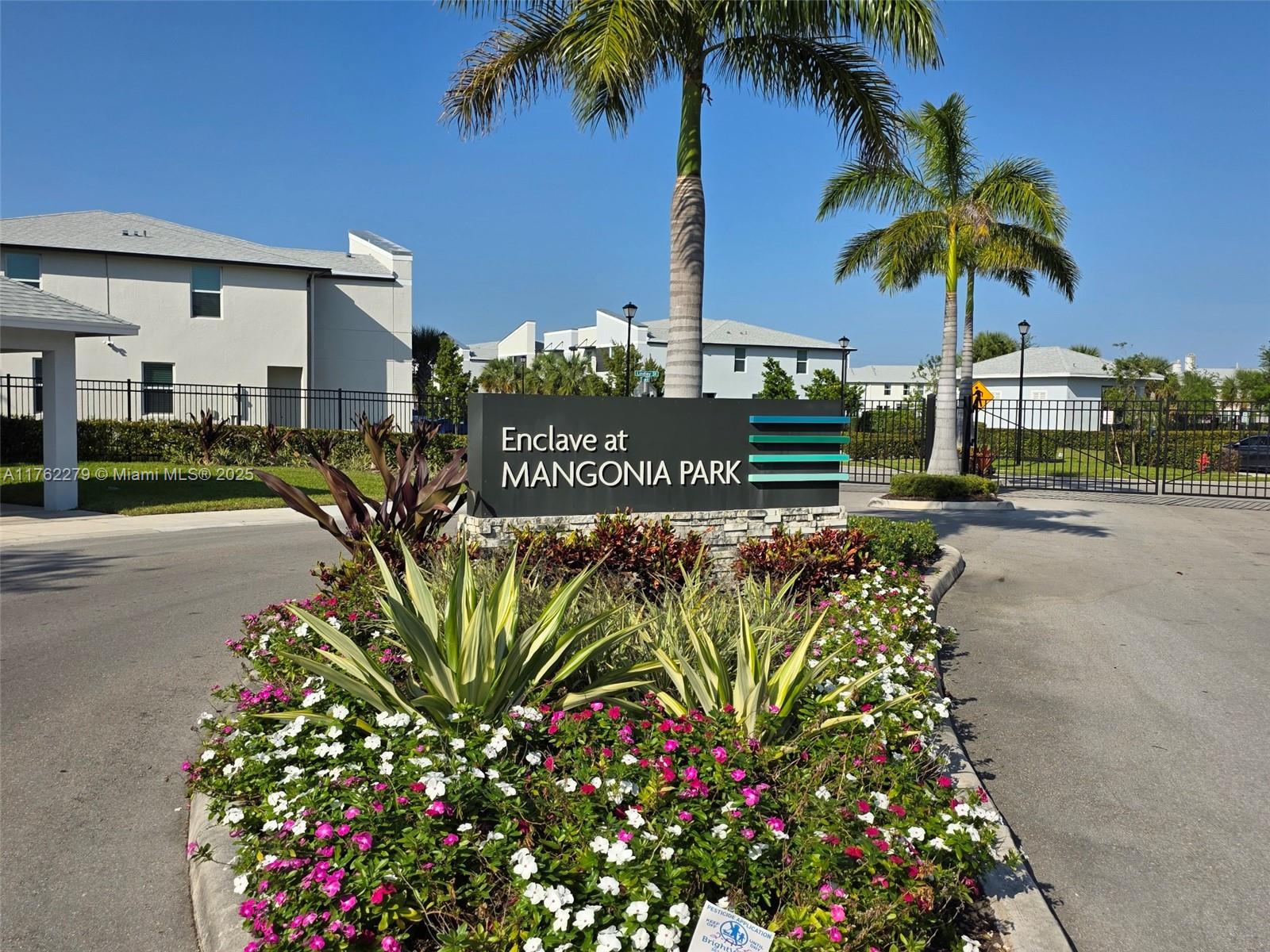 5631 Enclave Dr 5631