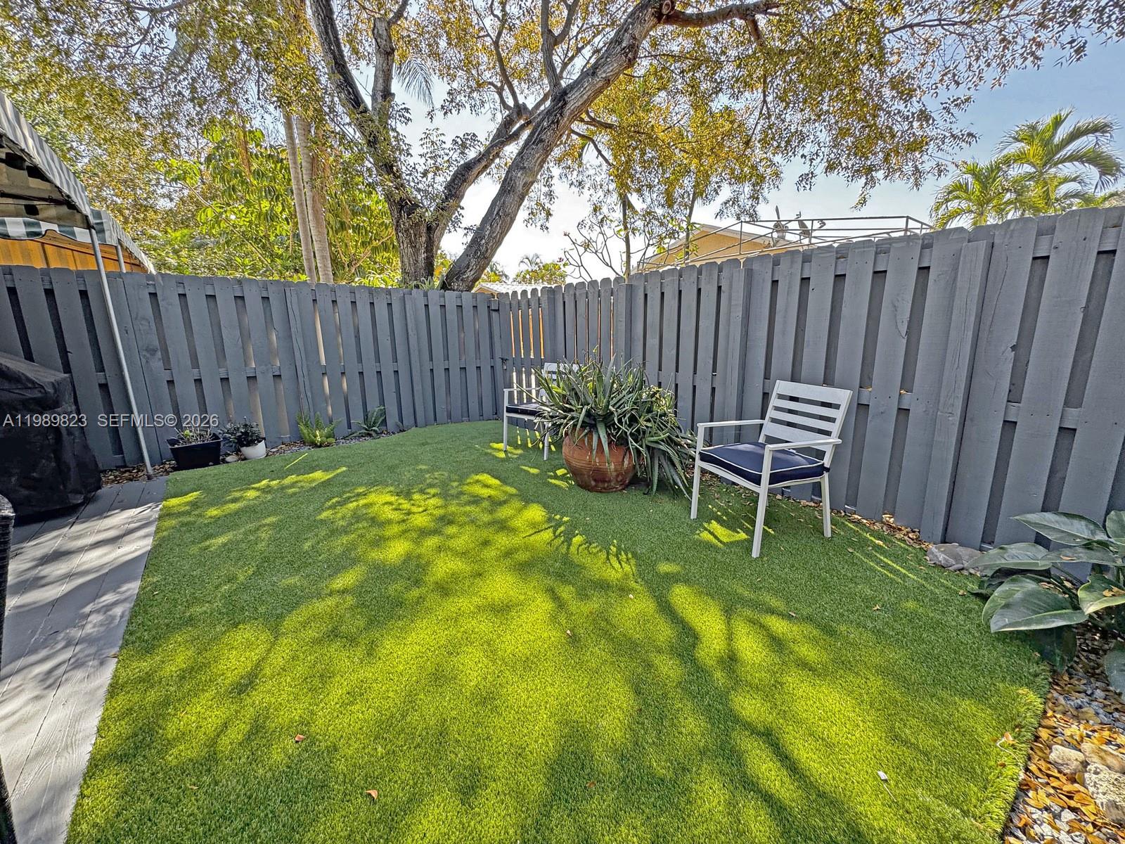 SOUTHPORT TOWNHOMES - Residential