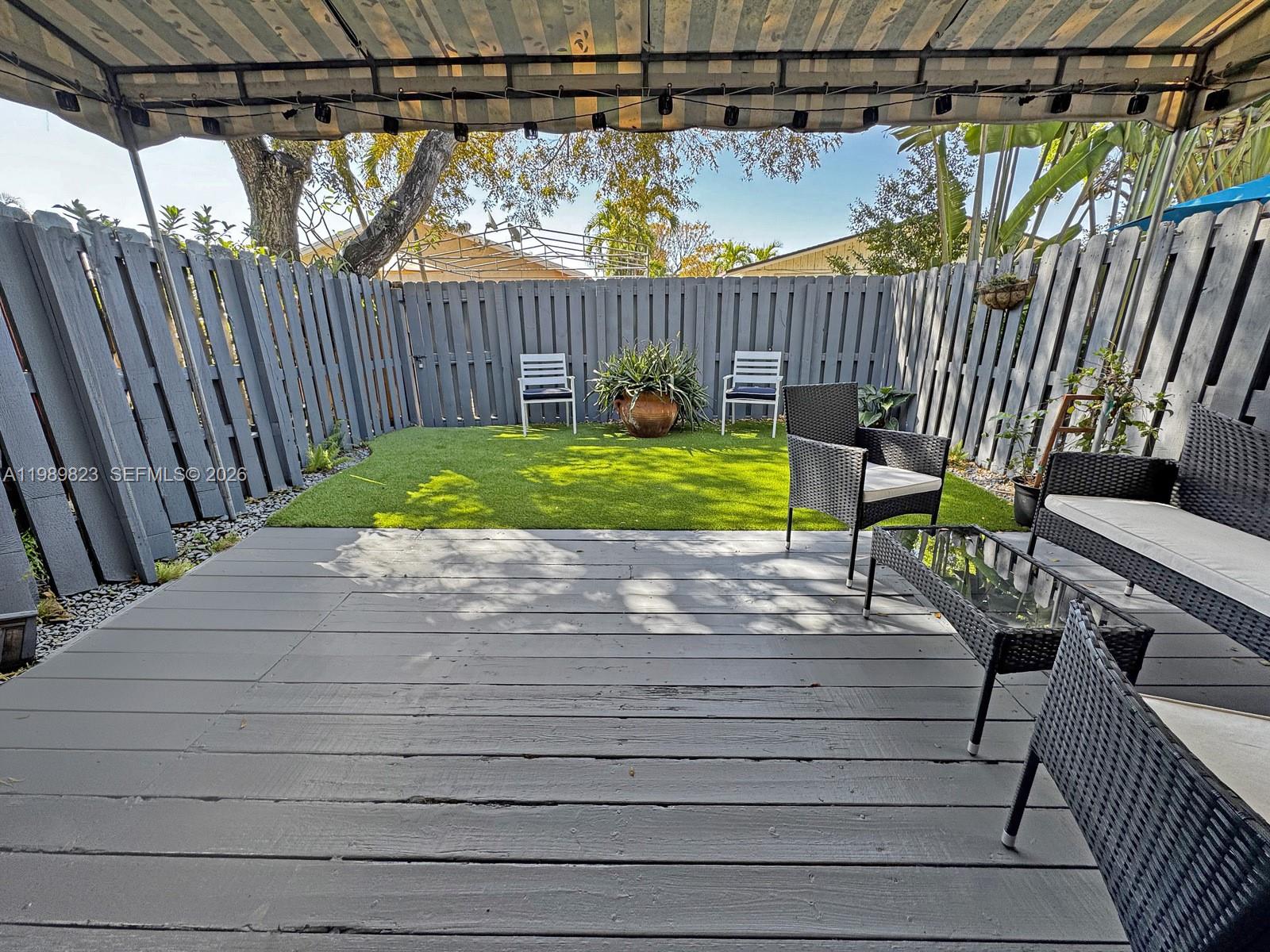 SOUTHPORT TOWNHOMES - Residential