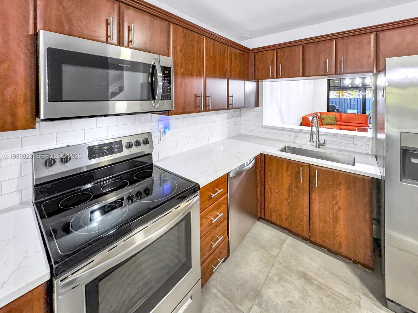 SOUTHPORT TOWNHOMES - Residential