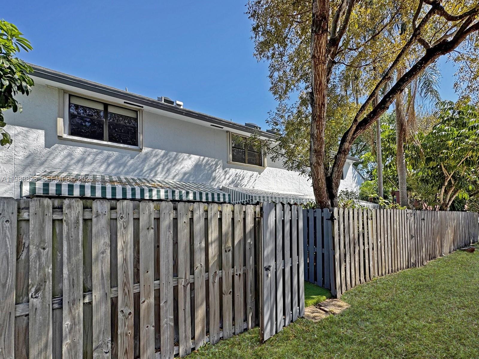 SOUTHPORT TOWNHOMES - Residential