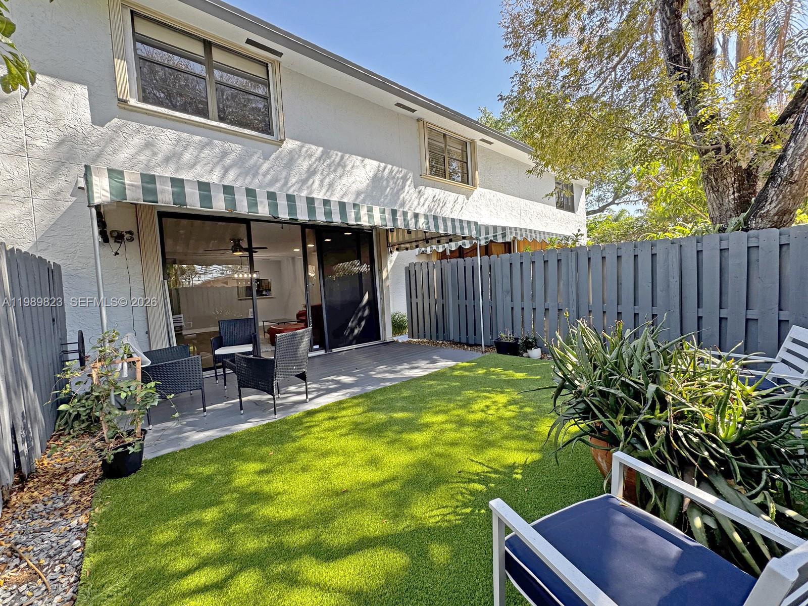 SOUTHPORT TOWNHOMES - Residential