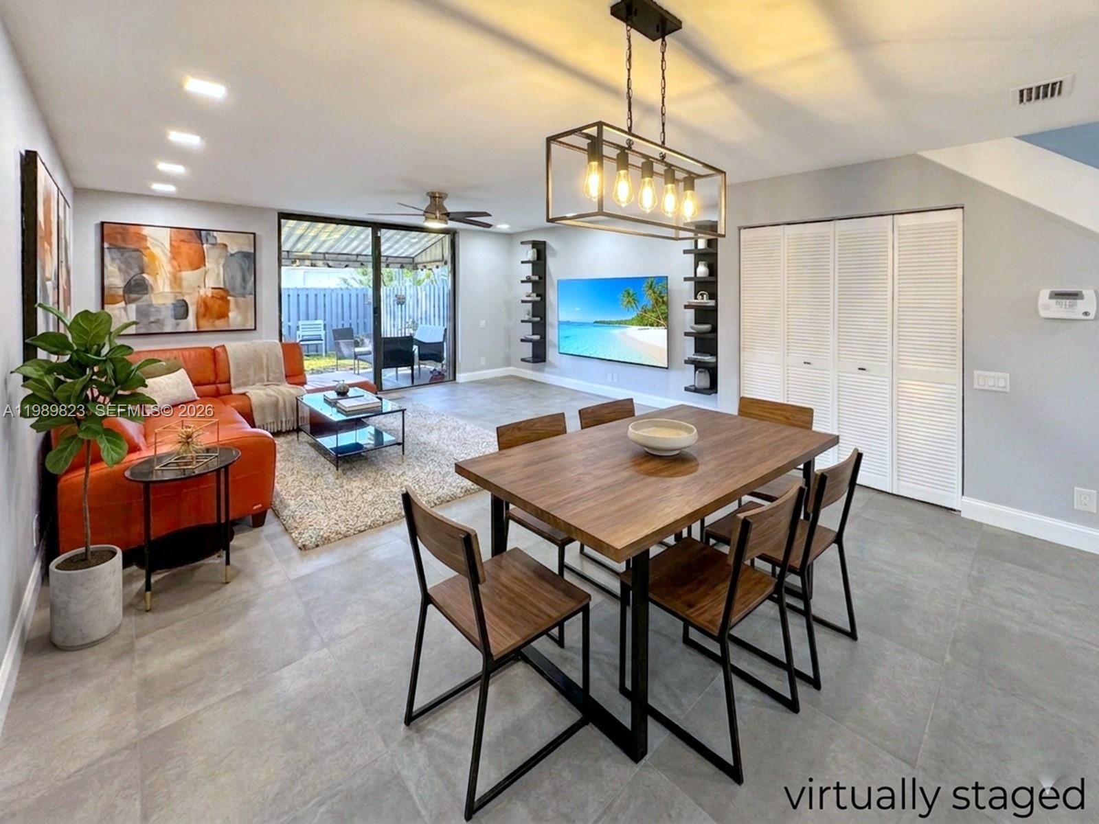 SOUTHPORT TOWNHOMES - Residential