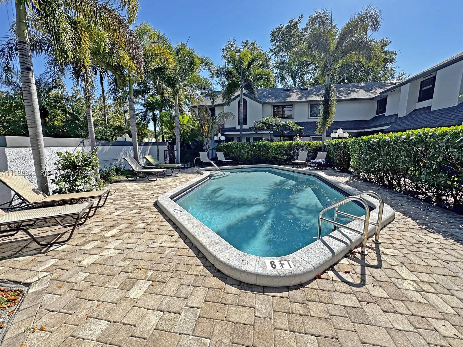 SOUTHPORT TOWNHOMES - Residential