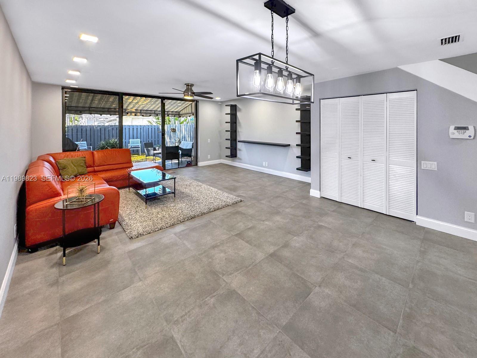 SOUTHPORT TOWNHOMES - Residential