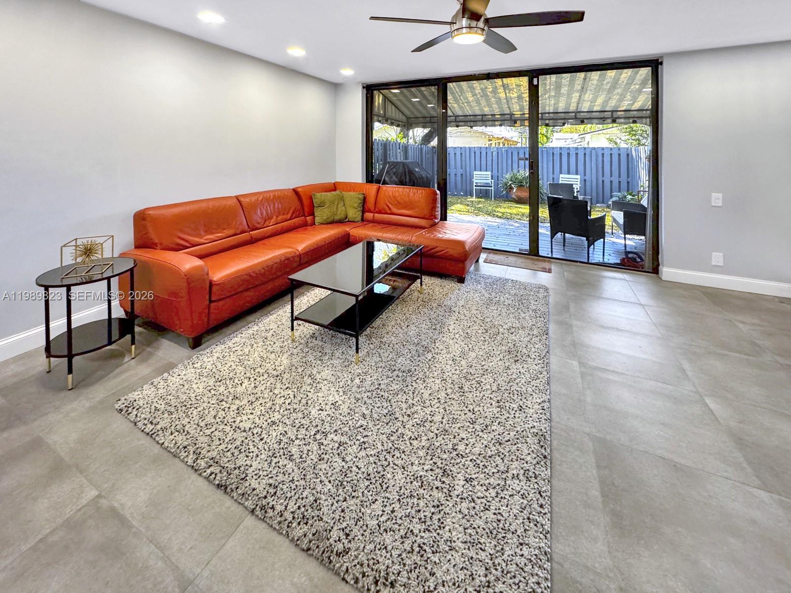 SOUTHPORT TOWNHOMES - Residential